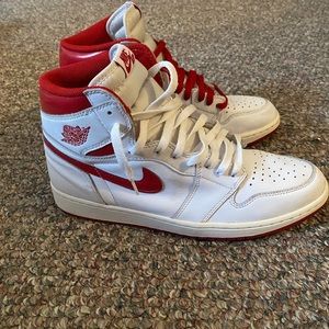 Jordan 1 metallic red size 12